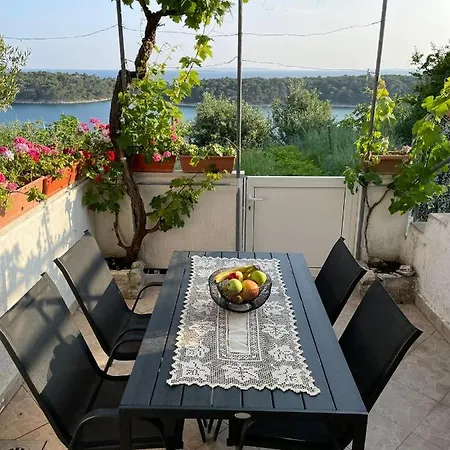 Maris Ii Apartment