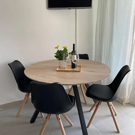 Maris Ii Apartment