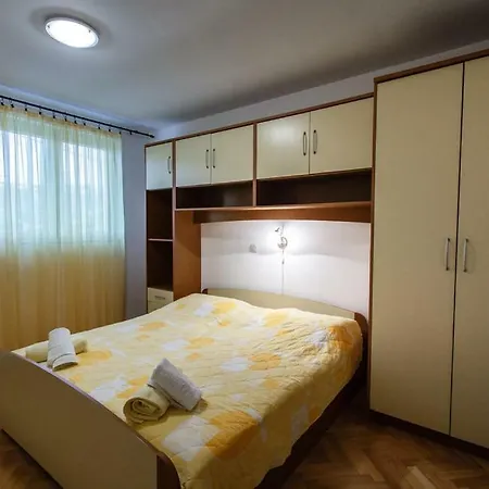 Apartment Maris Ii Palit