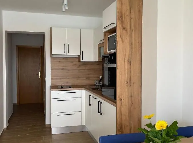 Lägenhet Maris Ii Palit