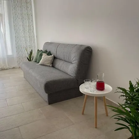 Maris Ii Apartment
